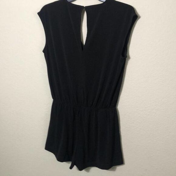 BCBGeneration Sleevless Romper - Picture 7 of 8